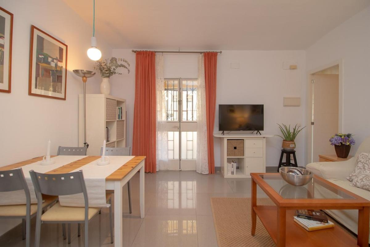 C52 - Seaside 2 Bedrooms By The Center Malaga Zewnętrze zdjęcie