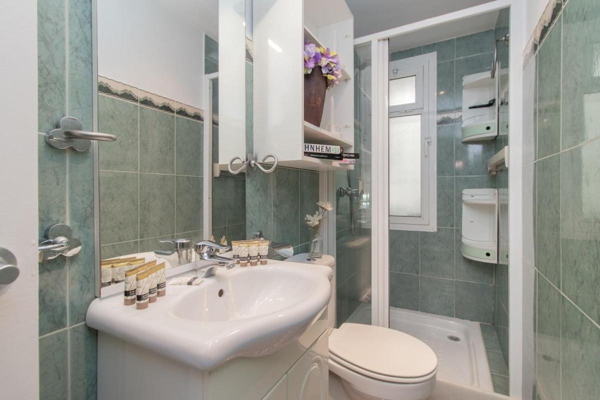 C52 - Seaside 2 Bedrooms By The Center Malaga Zewnętrze zdjęcie