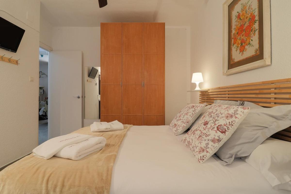 C52 - Seaside 2 Bedrooms By The Center Malaga Zewnętrze zdjęcie